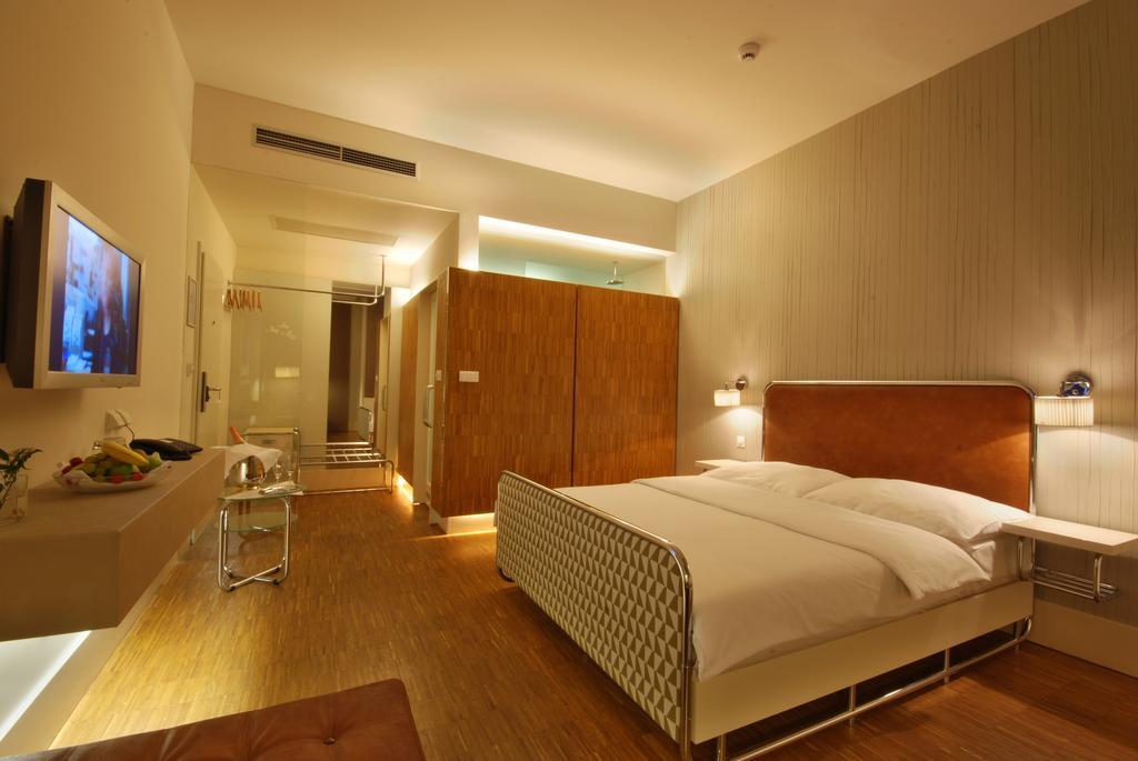 Hotel Prokop Square 4*